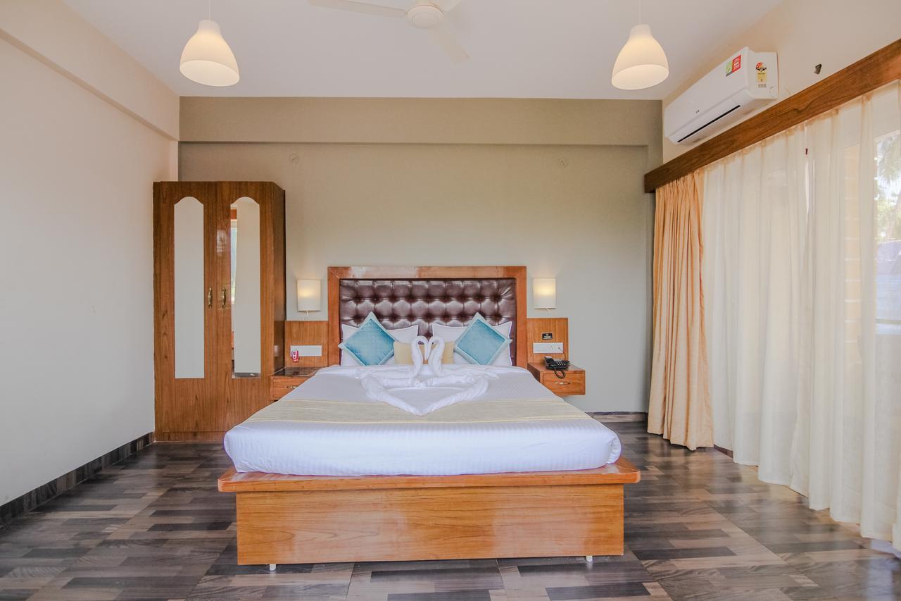 Royale Nirvana Resort Arpora Kültér fotó